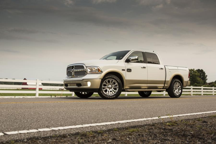  Dodge Ram 1500 Laramie Longhorn Crew Cab 2013 года  (фото 11 из 24)
